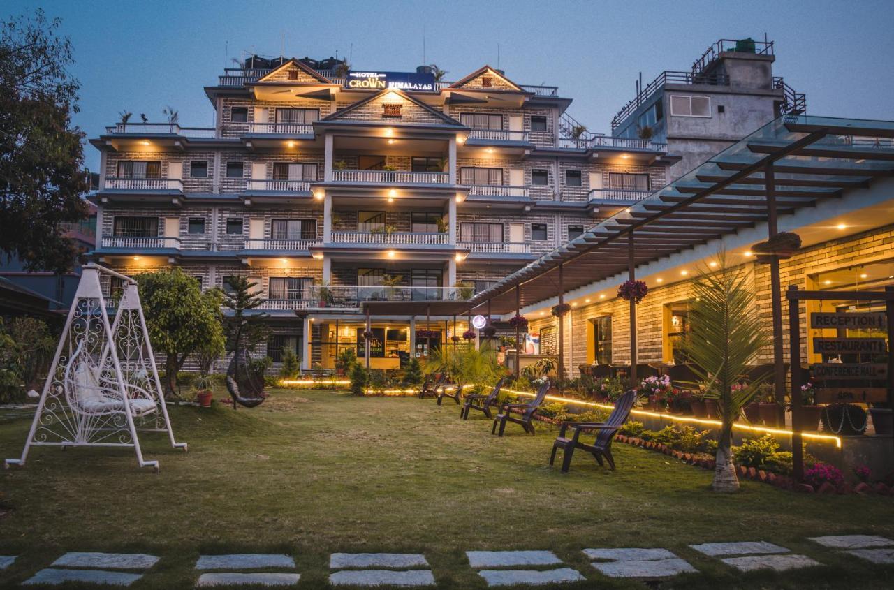 Hotel Crown Himalayas Pokhara Buitenkant foto